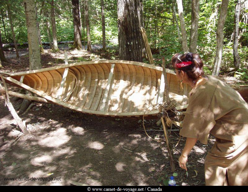 carnetdevoyage_canada_québec_naturequebecoise quebec maniwaki construction d'un canoe